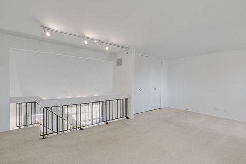 Tiny photo for 736 Clohesey Drive, Buffalo Grove, IL 60089 (MLS # 12597340)