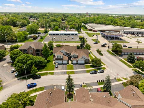 Tiny photo for 5121 Deblin Lane, Oak Lawn, IL 60453 (MLS # 12739415)