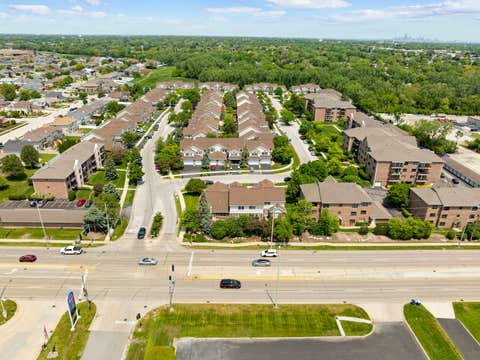 Tiny photo for 5121 Deblin Lane, Oak Lawn, IL 60453 (MLS # 12739415)
