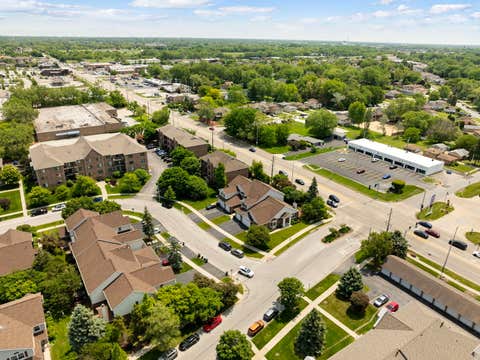 Tiny photo for 5121 Deblin Lane, Oak Lawn, IL 60453 (MLS # 12739415)
