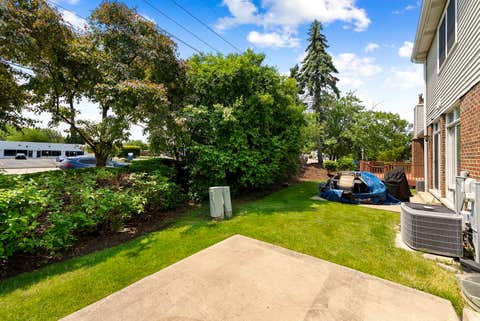 Tiny photo for 5121 Deblin Lane, Oak Lawn, IL 60453 (MLS # 12739415)