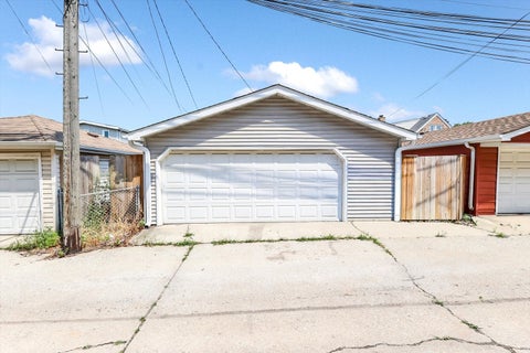 Tiny photo for 5612 S Merrimac Avenue, Chicago, IL 60638 (MLS # 12719686)