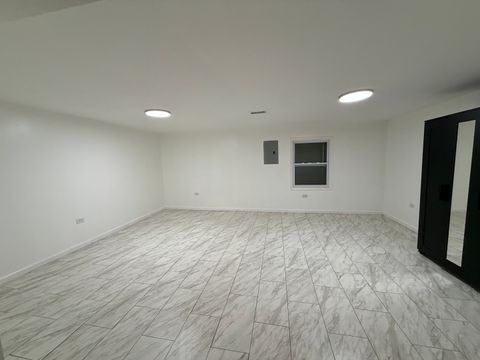 Tiny photo for 8451 LINDER Court, Skokie, IL 60077 (MLS # 12539860)