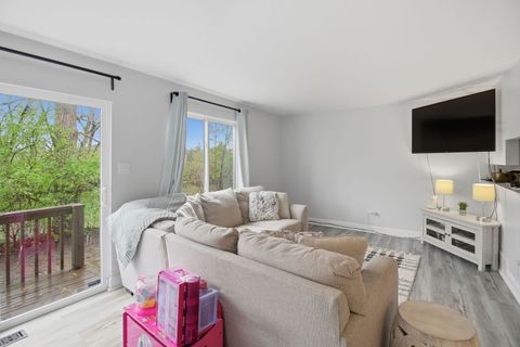 Tiny photo for 8218 Daniel Drive, Justice, IL 60458 (MLS # 12621652)