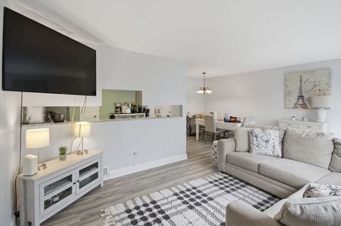 Tiny photo for 8218 Daniel Drive, Justice, IL 60458 (MLS # 12621652)