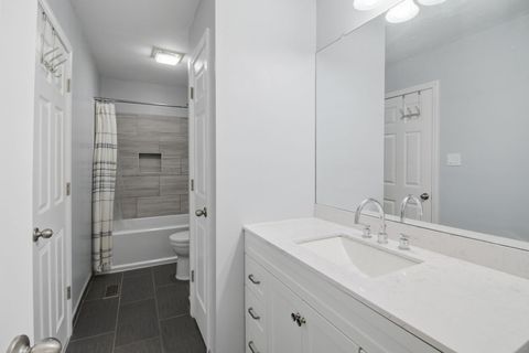 Tiny photo for 8218 Daniel Drive, Justice, IL 60458 (MLS # 12621652)