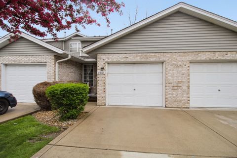 Photo of 8218 Daniel Drive, Justice, IL 60458 (MLS # 12621652)