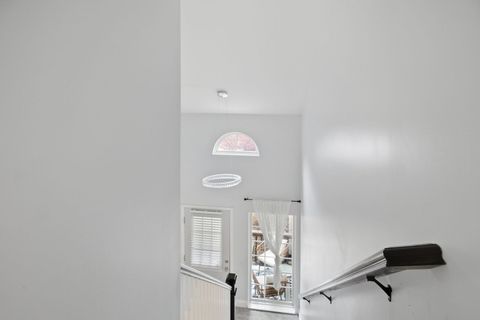 Tiny photo for 8218 Daniel Drive, Justice, IL 60458 (MLS # 12621652)