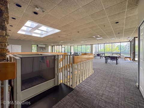 Tiny photo for 9731 N FOX GLEN Drive #4C, Niles, IL 60714 (MLS # 12688945)