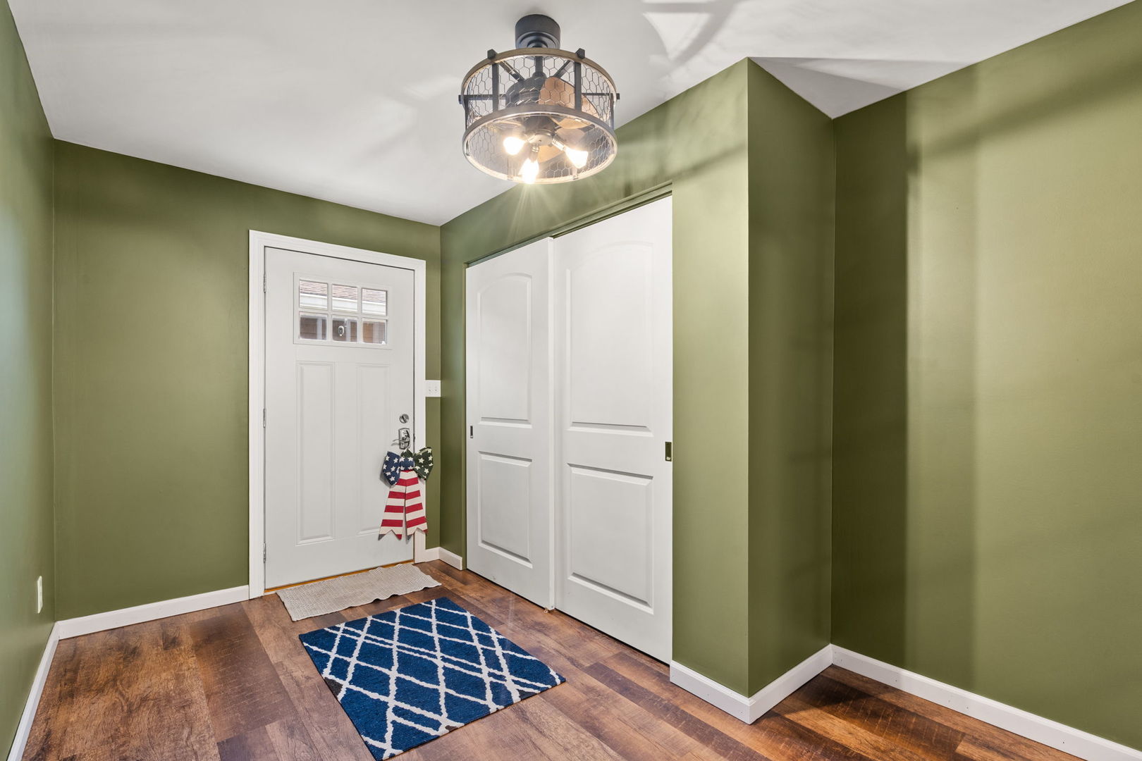 Lowell, Indiana 46356, United States, 3 Bedrooms Bedrooms, ,2 BathroomsBathrooms,Residential,Active,245509