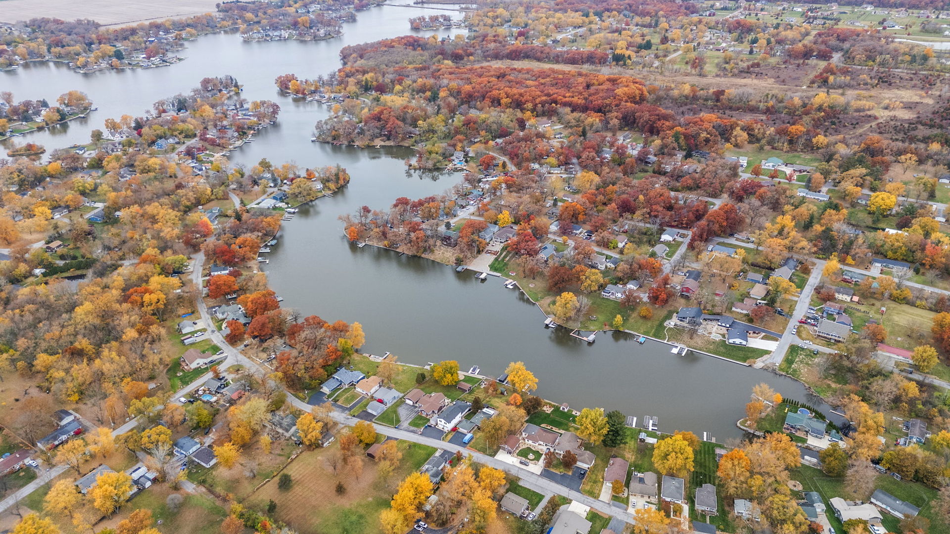 Lowell, Indiana 46356, United States, 3 Bedrooms Bedrooms, ,2 BathroomsBathrooms,Residential,Active,245509