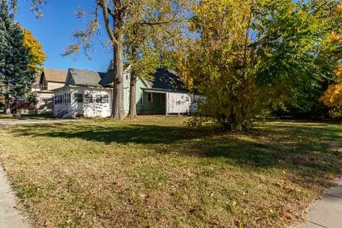 Tiny photo for 407 FOREST Avenue, Rockford, IL 61101 (MLS # 12509617)
