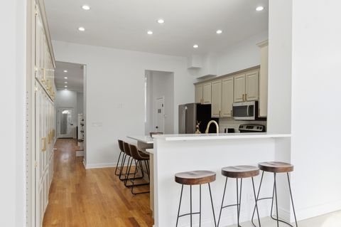 Tiny photo for 835 S Claremont Avenue, Chicago, IL 60612 (MLS # 12632314)
