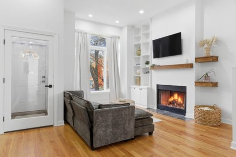 Tiny photo for 835 S Claremont Avenue, Chicago, IL 60612 (MLS # 12632314)