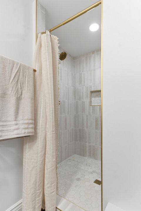 Tiny photo for 835 S Claremont Avenue, Chicago, IL 60612 (MLS # 12632314)