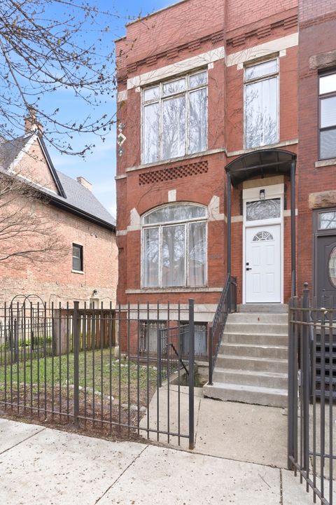 Tiny photo for 835 S Claremont Avenue, Chicago, IL 60612 (MLS # 12632314)