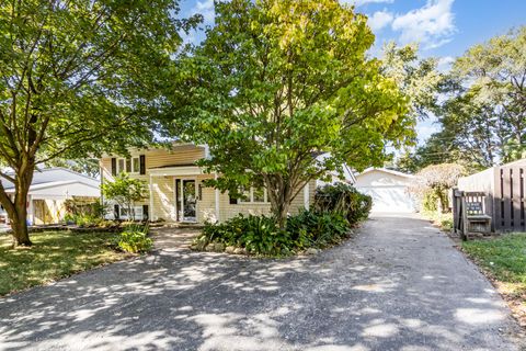 Tiny photo for 15550 S Muir Drive, Lockport, IL 60441 (MLS # 12489825)