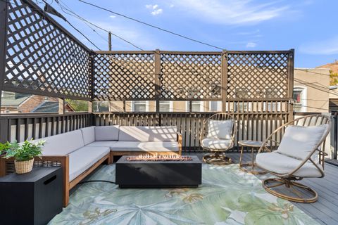 Tiny photo for 878 N Marshfield Avenue #1, Chicago, IL 60622 (MLS # 12495401)