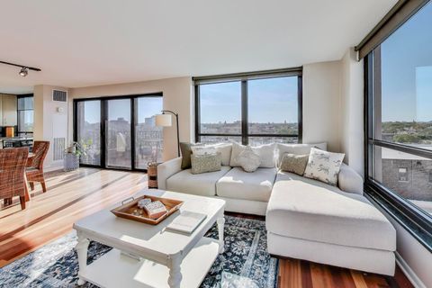 Tiny photo for 2020 N LINCOLN PARK WEST #7A, Chicago, IL 60614 (MLS # 12470699)