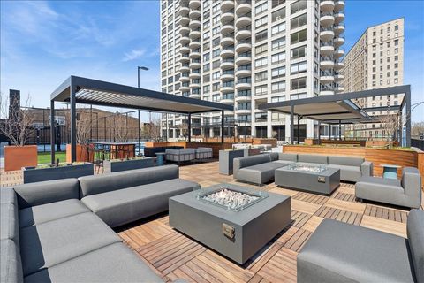 Tiny photo for 2020 N LINCOLN PARK WEST #7A, Chicago, IL 60614 (MLS # 12470699)