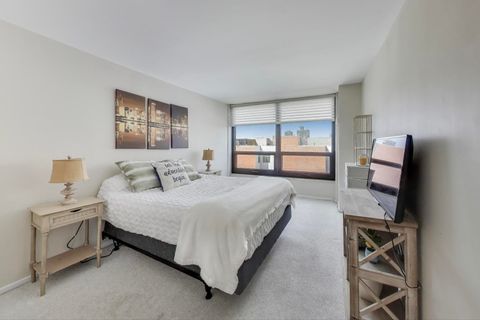 Tiny photo for 2020 N LINCOLN PARK WEST #7A, Chicago, IL 60614 (MLS # 12470699)