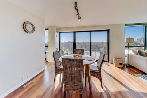 Tiny photo for 2020 N LINCOLN PARK WEST #7A, Chicago, IL 60614 (MLS # 12470699)