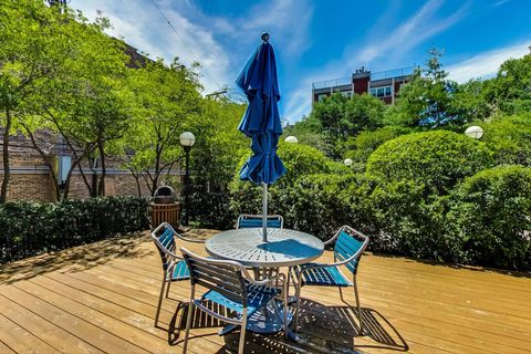 Tiny photo for 2020 N LINCOLN PARK WEST #7A, Chicago, IL 60614 (MLS # 12470699)