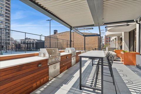 Tiny photo for 2020 N LINCOLN PARK WEST #7A, Chicago, IL 60614 (MLS # 12470699)