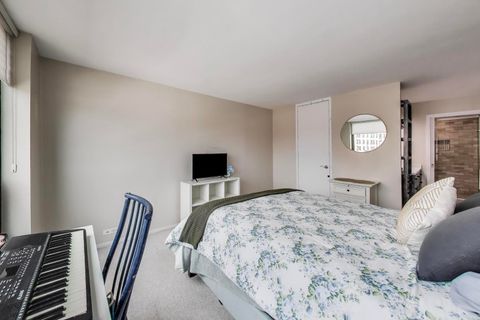 Tiny photo for 2020 N LINCOLN PARK WEST #7A, Chicago, IL 60614 (MLS # 12470699)