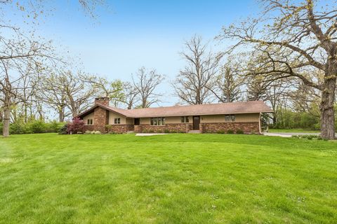 Tiny photo for 2312 Murray Road, Woodstock, IL 60098 (MLS # 12634867)
