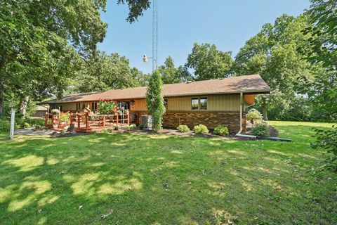 Tiny photo for 2312 Murray Road, Woodstock, IL 60098 (MLS # 12634867)