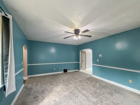 Tiny photo for 417 W Garfield Avenue, Cissna Park, IL 60924 (MLS # 12756971)