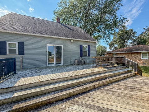 Tiny photo for 417 W Garfield Avenue, Cissna Park, IL 60924 (MLS # 12756971)