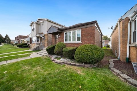 Tiny photo for 8034 S Sacramento Avenue, Chicago, IL 60652 (MLS # 12503260)