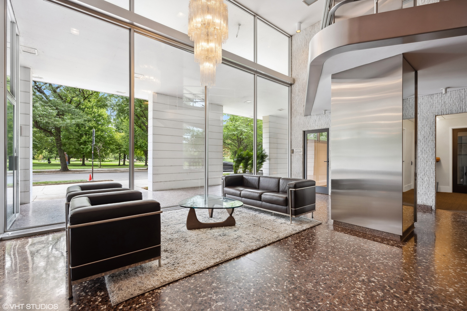 1555 N Dearborn Parkway 11B