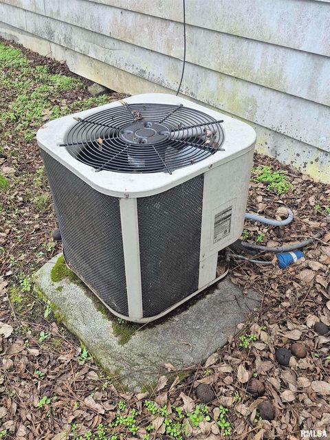 Tiny photo for 117 N MONROE Street, Golconda, IL 62938 (MLS # EB460693)