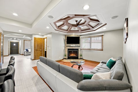 Tiny photo for 9307 S 81st Court, Hickory Hills, IL 60457 (MLS # 12740222)