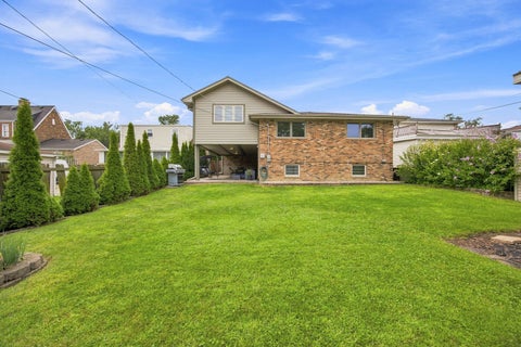 Tiny photo for 9307 S 81st Court, Hickory Hills, IL 60457 (MLS # 12740222)