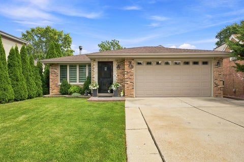 Photo of 9307 S 81st Court, Hickory Hills, IL 60457 (MLS # 12740222)