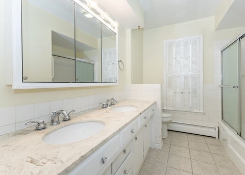 Tiny photo for 1901 47th Street Court, Moline, IL 61265 (MLS # 12720812)