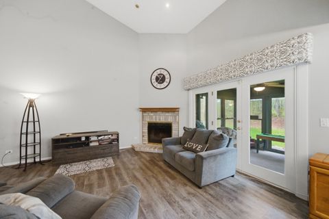 Tiny photo for Hoffman Estates, IL 60169 (MLS # 12625071)