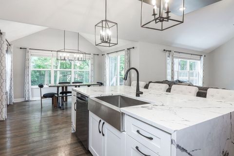 Tiny photo for 358 Westwind Drive, Yorkville, IL 60560 (MLS # 12480554)