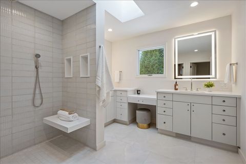 Tiny photo for 689 Crofton Avenue S, Highland Park, IL 60035 (MLS # 12546900)