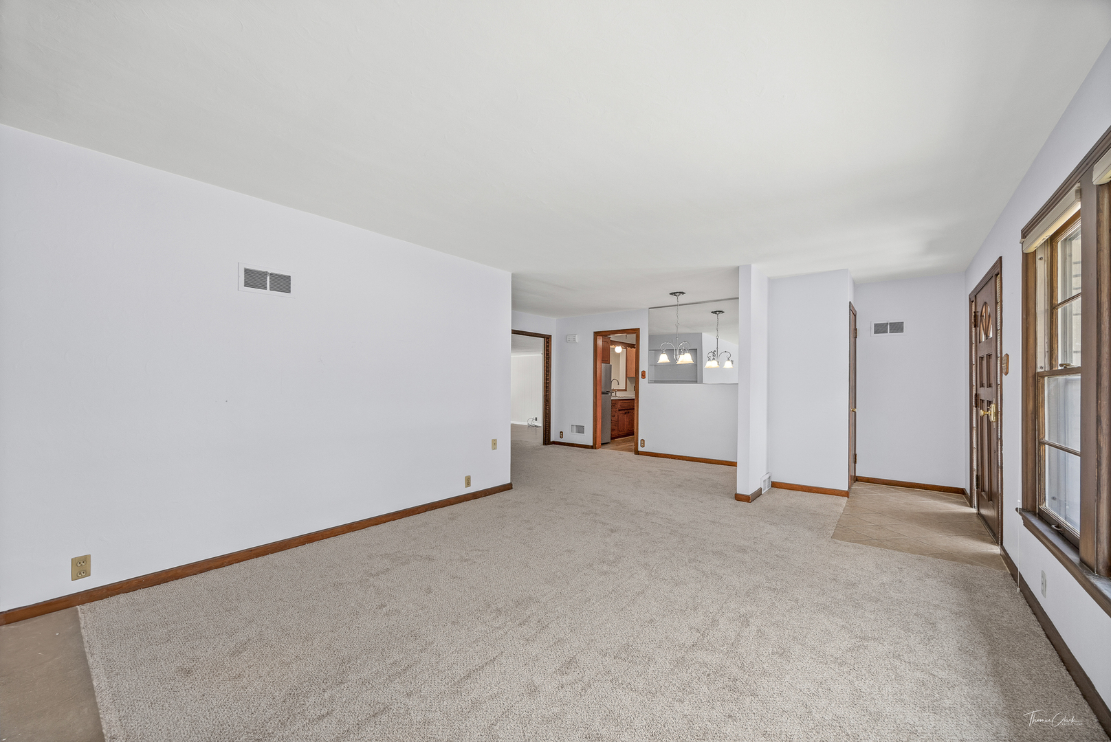 909 Manor Court