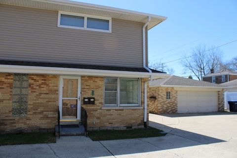 Tiny photo for 724 Barnsdale Road #2, La Grange Park, IL 60526 (MLS # 12526360)