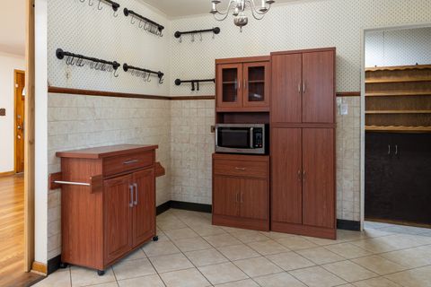 Tiny photo for 425 S Clarendon Avenue, Addison, IL 60101 (MLS # 12704163)