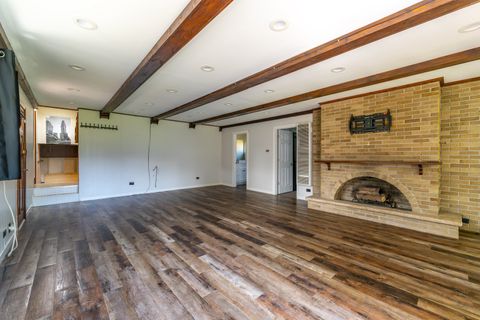 Tiny photo for 425 S Clarendon Avenue, Addison, IL 60101 (MLS # 12704163)