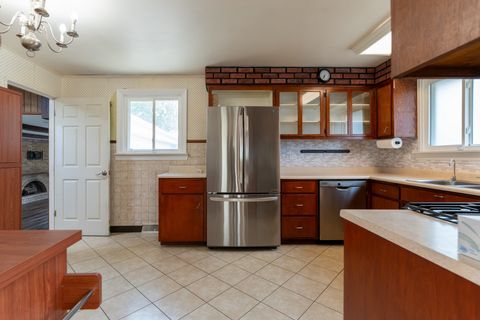 Tiny photo for 425 S Clarendon Avenue, Addison, IL 60101 (MLS # 12704163)