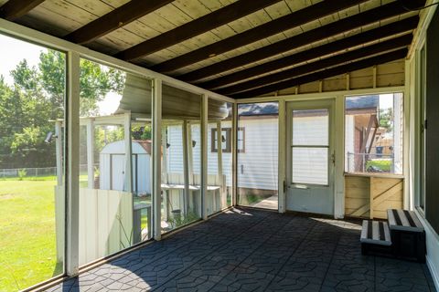 Tiny photo for 425 S Clarendon Avenue, Addison, IL 60101 (MLS # 12704163)