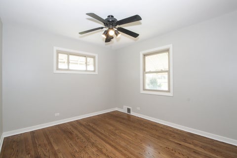 Tiny photo for 2337 Park Avenue, North Riverside, IL 60546 (MLS # 12772185)